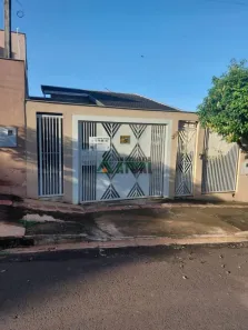Casa com 3 Quartos à venda, 130m² no Jardim Colúmbia D, Londrina
