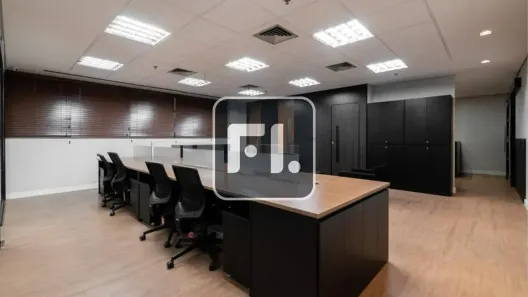 Sala Comercial para venda ou aluguel, 105m² no Vila Olímpia, São Paulo