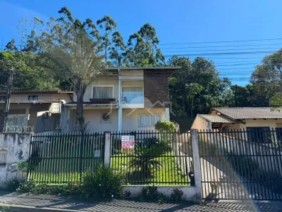 Casa com 3 Quartos à venda, 181m² no Profipo, Joinville