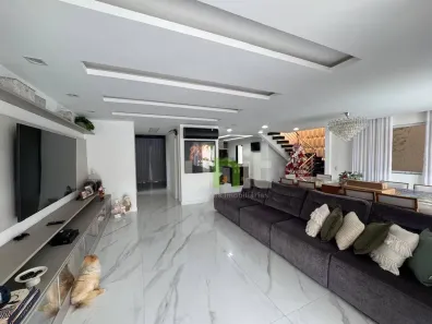 Casa com 5 Quartos à venda, 320m² no Várzea das Moças, Niterói