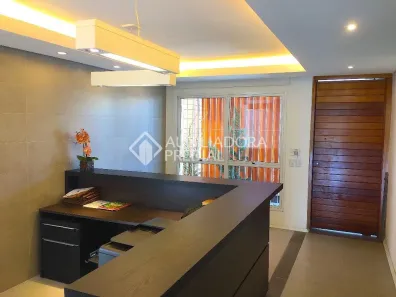 Imóvel Comercial à venda, 250m² no Medianeira, Porto Alegre