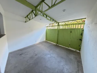 Casa com 2 Quartos para alugar, 100m² no Álvaro Camargos, Belo Horizonte