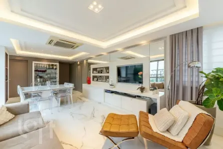 Apartamento com 3 Quartos à venda, 130m² no Petrópolis, Porto Alegre