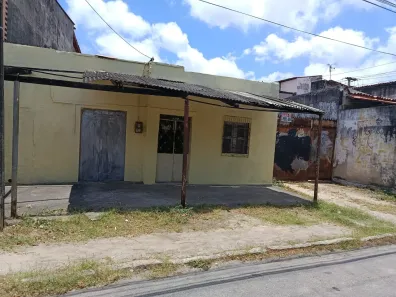 Casa com 2 Quartos para alugar, 375m² no Ellery, Fortaleza