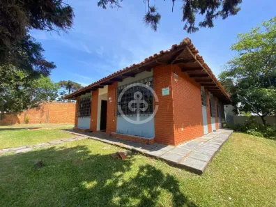 Casa com 3 Quartos para alugar, 448m² no Pacaembu, Cascavel