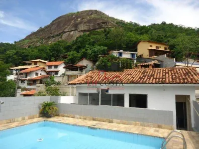 Casa com 5 Quartos à venda, 605m² no São Francisco, Niterói