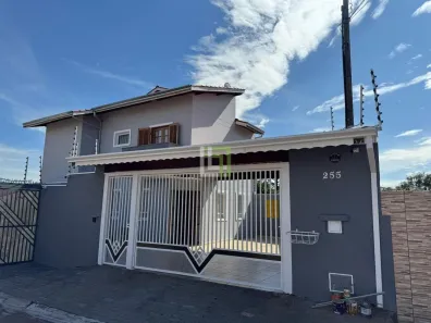 Casa com 3 Quartos à venda, 170m² no Jardim São Vicente, Jundiaí