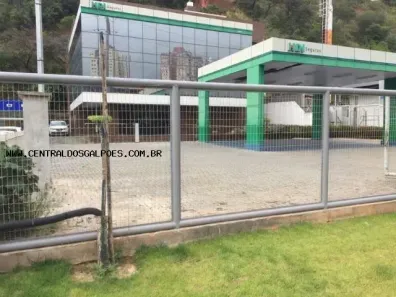 Imóvel Comercial para alugar, 1500m² no Pernambués, Salvador