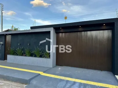 Casa com 3 Quartos à venda, 147m² no Jardim dos Buritis, Aparecida de Goiânia