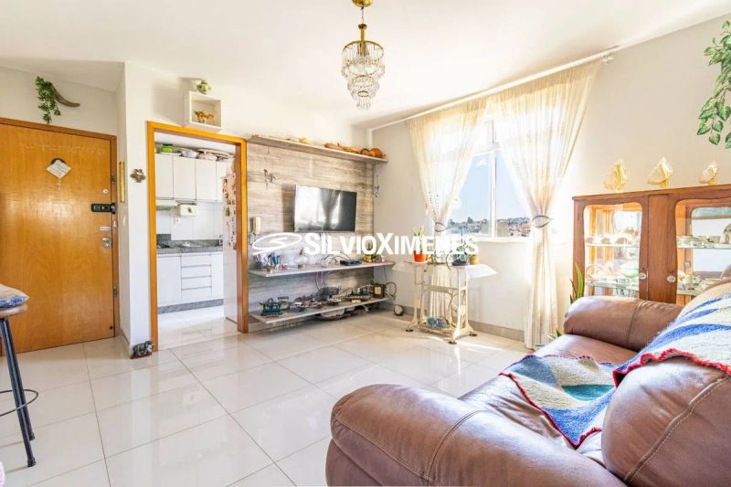 Apartamento com 3 quartos — Santa Efigênia, Belo Horizonte