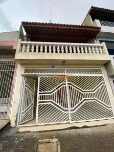 Sobrado com 3 Quartos à venda, 125m² no Jardim Adriana, Guarulhos