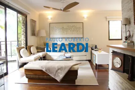 Apartamento com 4 Quartos à venda, 160m² no Vila Olímpia, São Paulo