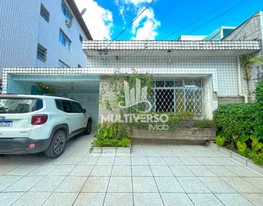 Casa com 2 Quartos à venda, 136m² no Campo Grande, Santos