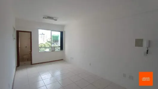 Sala Comercial para alugar, 17m² no Santa Efigênia, Belo Horizonte