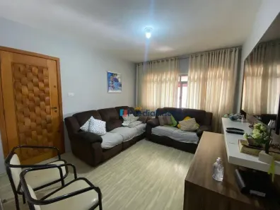 Sobrado com 3 Quartos à venda, 250m² no Vila Iório, São Paulo