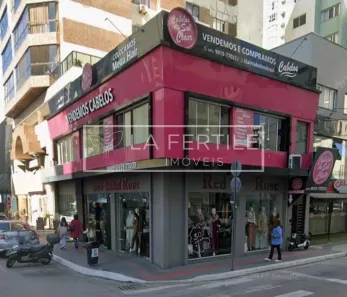 Sala Comercial para alugar, 110m² no Centro, Balneário Camboriú