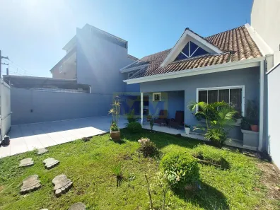 Sobrado com 4 Quartos à venda, 206m² no Centro, Pinhais
