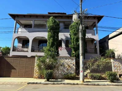 Casa com 4 Quartos à venda, 358m² no Azurita, Mateus Leme