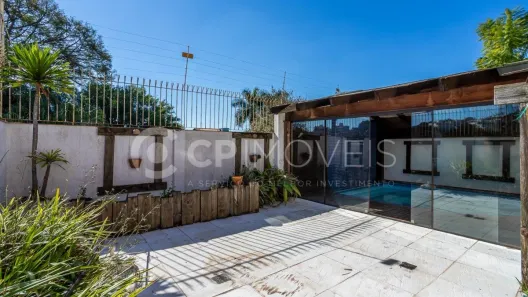 Casa com 4 Quartos à venda, 324m² no Três Figueiras, Porto Alegre