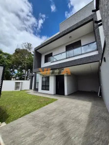 Sobrado com 3 Quartos à venda, 129m² no Centro, Araucária
