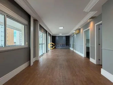 Apartamento com 3 Quartos para alugar, 200m² no Alto da Lapa, São Paulo