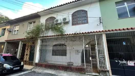 Casa com 3 Quartos à venda, 116m² no Nazaré, Belém