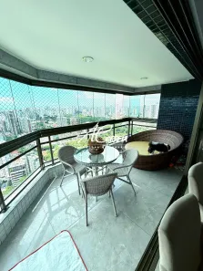 Apartamento com 4 Quartos à venda, 220m² no Jaqueira, Recife