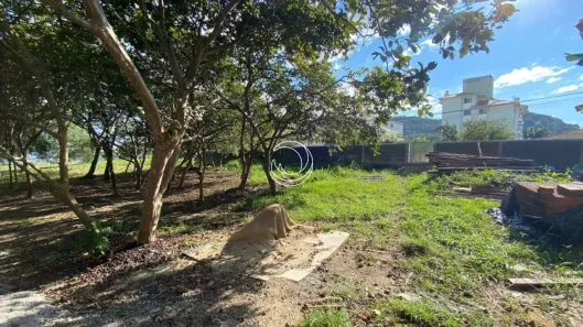 Lote/Terreno à venda, 1890m² no Areias, São José