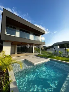 Casa com 4 Quartos à venda, 251m² no Pedra Branca, Palhoça
