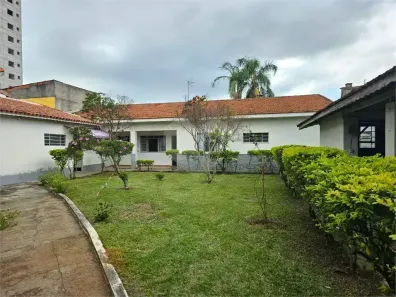 Casa com 2 Quartos para venda ou aluguel, 252m² no Alvinópolis, Atibaia
