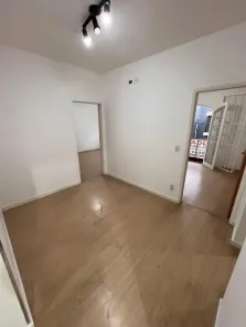 Sala Comercial com 3 Quartos para alugar, 50m² no Jardim Maria Rosa, Taboão da Serra