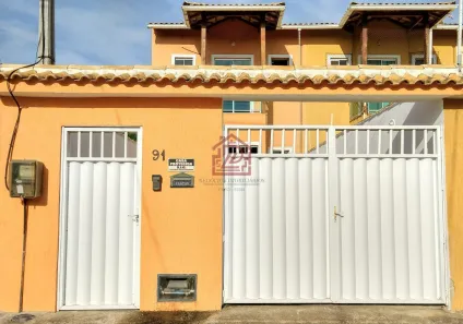 Casa com 2 Quartos à venda, 125m² no Lagoa, Macaé