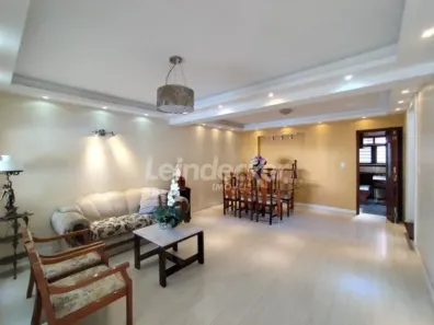 Casa com 3 Quartos para alugar, 300m² no Sarandi, Porto Alegre