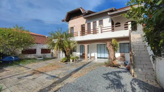 Sobrado com 5 Quartos à venda, 300m² no Itapema do Norte, Itapoá