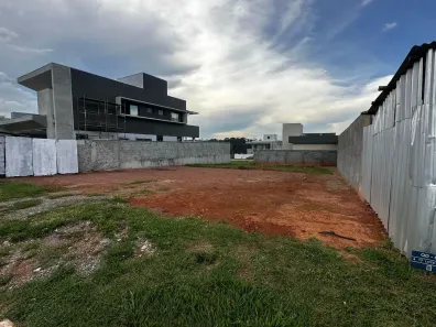 Lote/Terreno com 1 Quarto à venda, 416m² no Residencial Ville de France, Goiânia