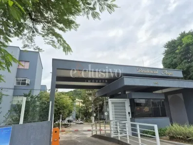 Apartamento com 2 Quartos à venda, 44m² no Coqueiros, Florianópolis