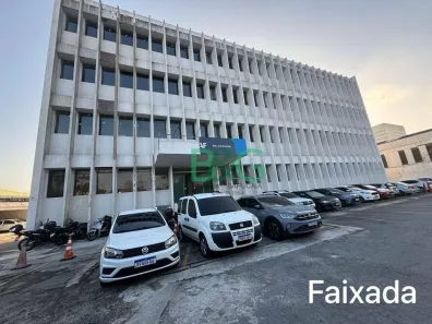 Prédio Comercial para alugar, 7000m² no Jurubatuba, São Paulo