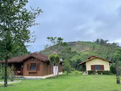 Fazenda/Sítio com 5 Quartos à venda, 3700m² no Sana, Macaé