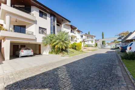 Casa com 5 Quartos à venda, 412m² no Seminário, Curitiba