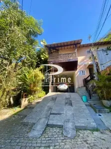 Casa com 3 Quartos à venda, 10m² no Badu, Niterói