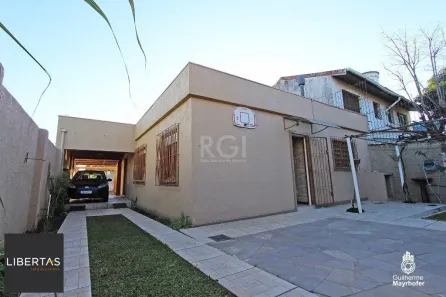 Casa com 3 Quartos à venda, 200m² no Cavalhada, Porto Alegre