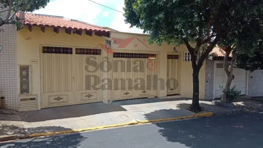 Casa com 3 Quartos à venda, 250m² no Independência, Ribeirão Preto