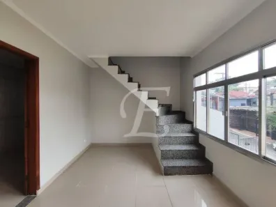 Sobrado com 2 Quartos à venda, 98m² no Vila Nivi, São Paulo