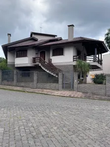 Casa com 4 Quartos à venda, 400m² no Cinqüentenário, Caxias do Sul