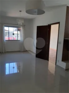 Sobrado com 2 Quartos à venda, 169m² no Parque dos Coqueiros, Atibaia