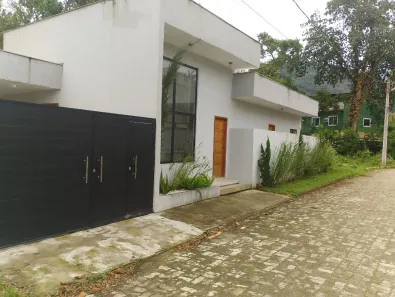 Casa de Condomínio com 3 Quartos para alugar, 75m² no Vargem Grande, Rio de Janeiro