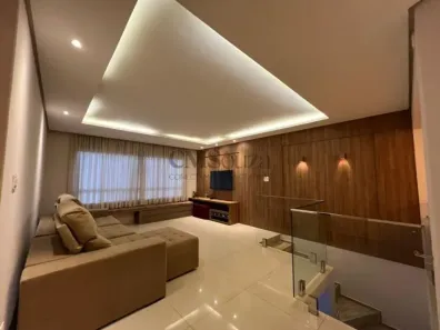 Casa com 3 Quartos para alugar, 294m² no Universitário, Londrina