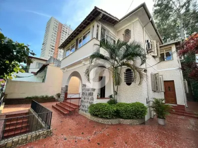 Casa com 4 Quartos à venda, 300m² no Ingá, Niterói