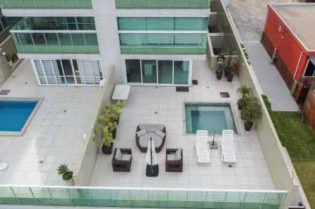 Apartamento com 4 Quartos à venda, 220m² no Caioba, Matinhos