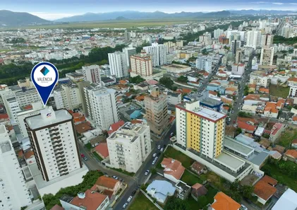 Apartamento com 2 Quartos para alugar, 75m² no Centro, Tubarão